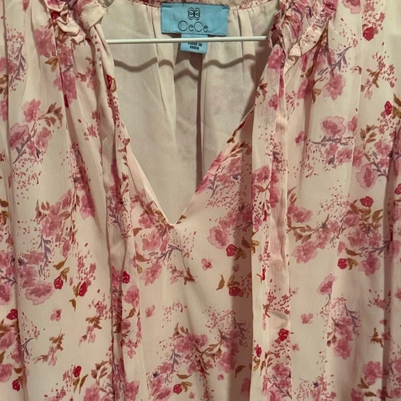 Floral Cece Pink Blouse - Picture 4 of 4